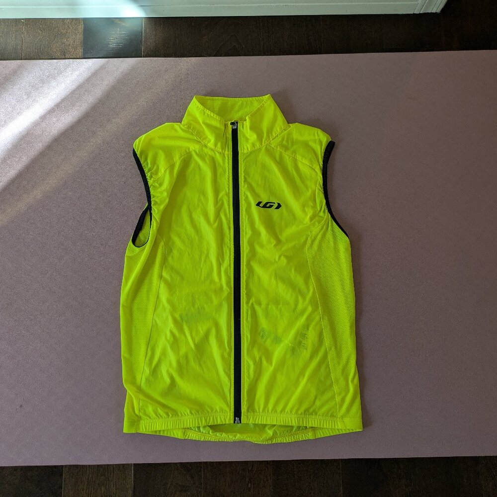 Louis Garneau Cycling Vest – Men’s Size S (Yellow, Full Zip)